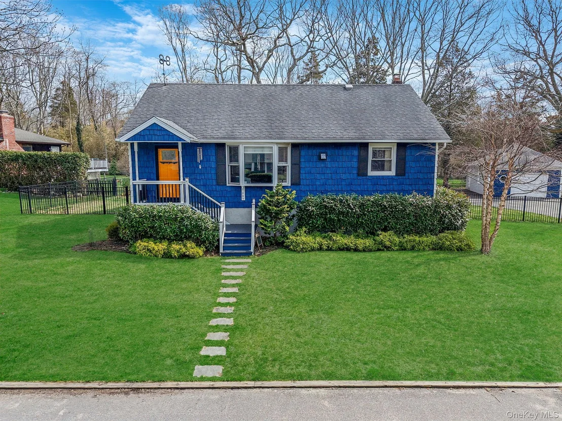 Photo of 30 Erving Avenue