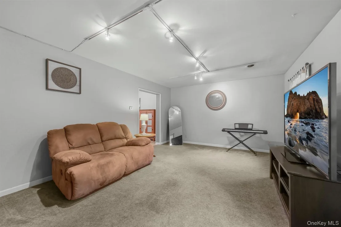 Photo of 2 Summerset Drive