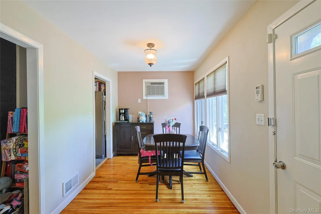 Photo of 281 Orchard Drive