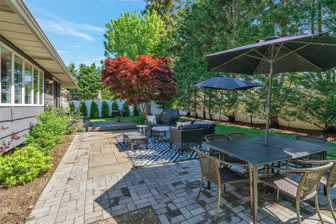 Photo of 142 Sutton Drive