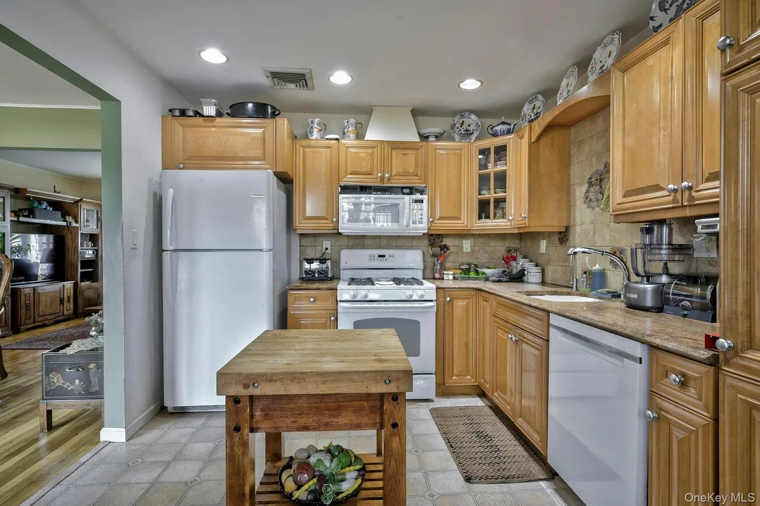 Photo of 3895 Green Place