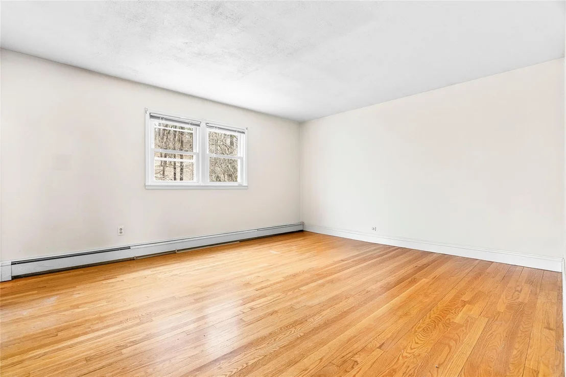 Photo of 37 Distillery Road