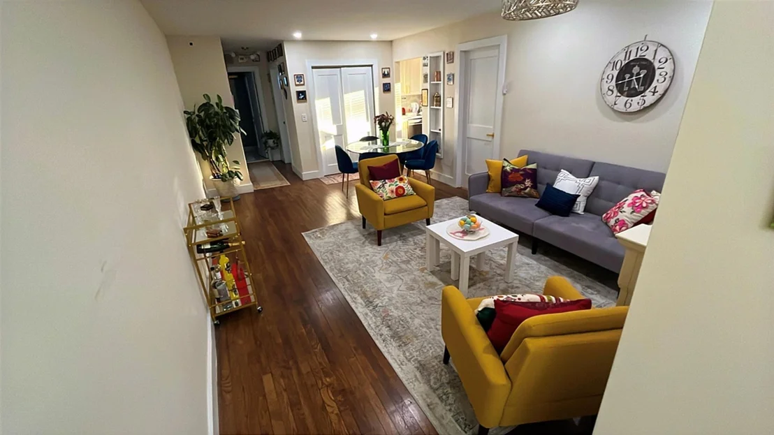 Photo of Unit 8A at 2435 Union Boulevard