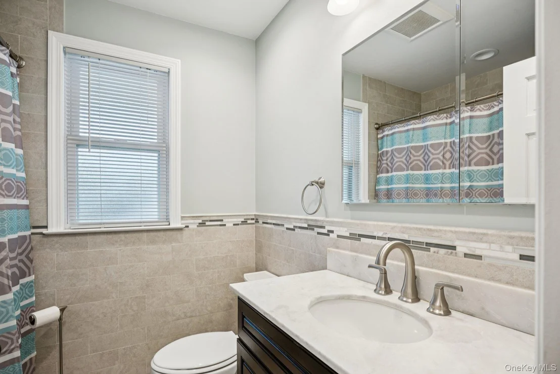 Photo of 215 Harrison Avenue