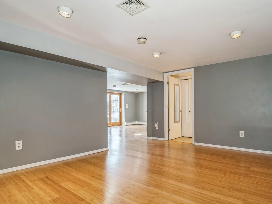 Photo of 7 Kellerhause Drive