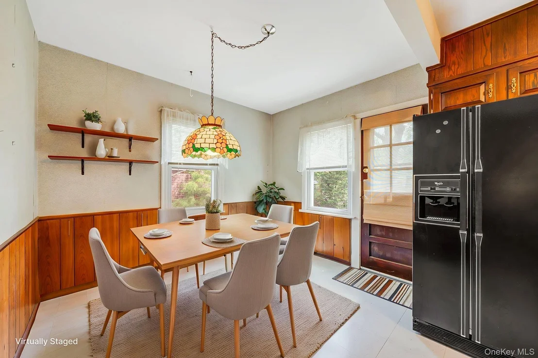 Photo of 8 Maple Lane