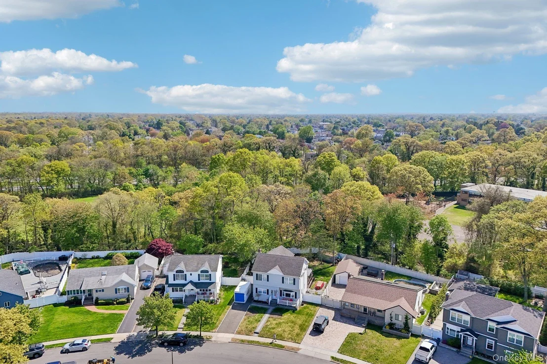 Photo of 958 Alan Drive