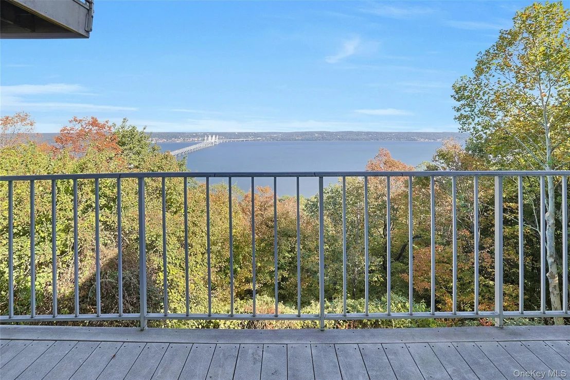 Photo of 29 Tweed Boulevard