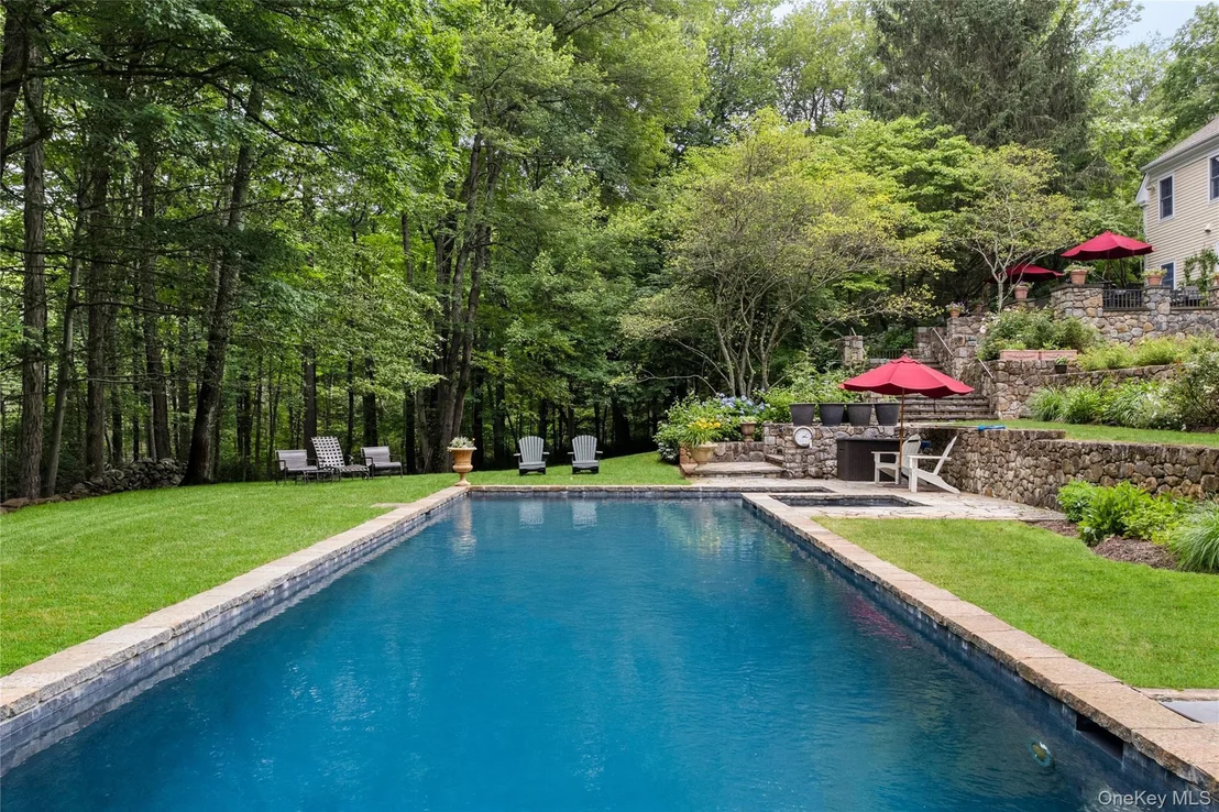 Photo of 4 Hidden Valley Way