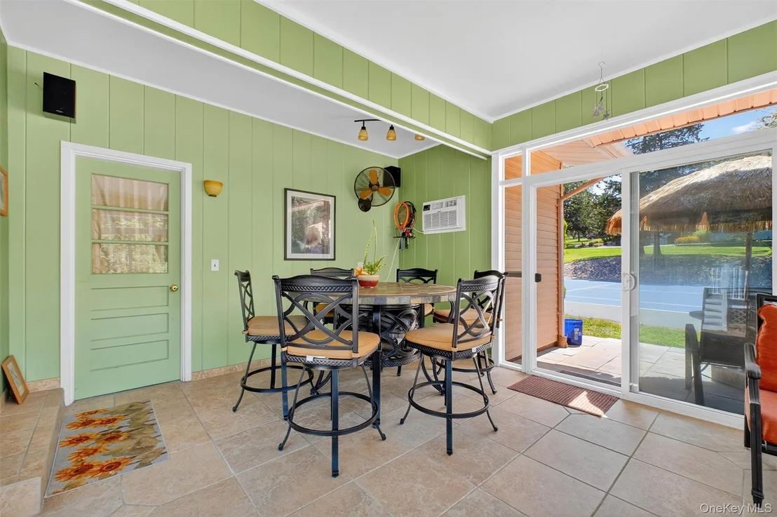 Photo of 14 High Point Drive