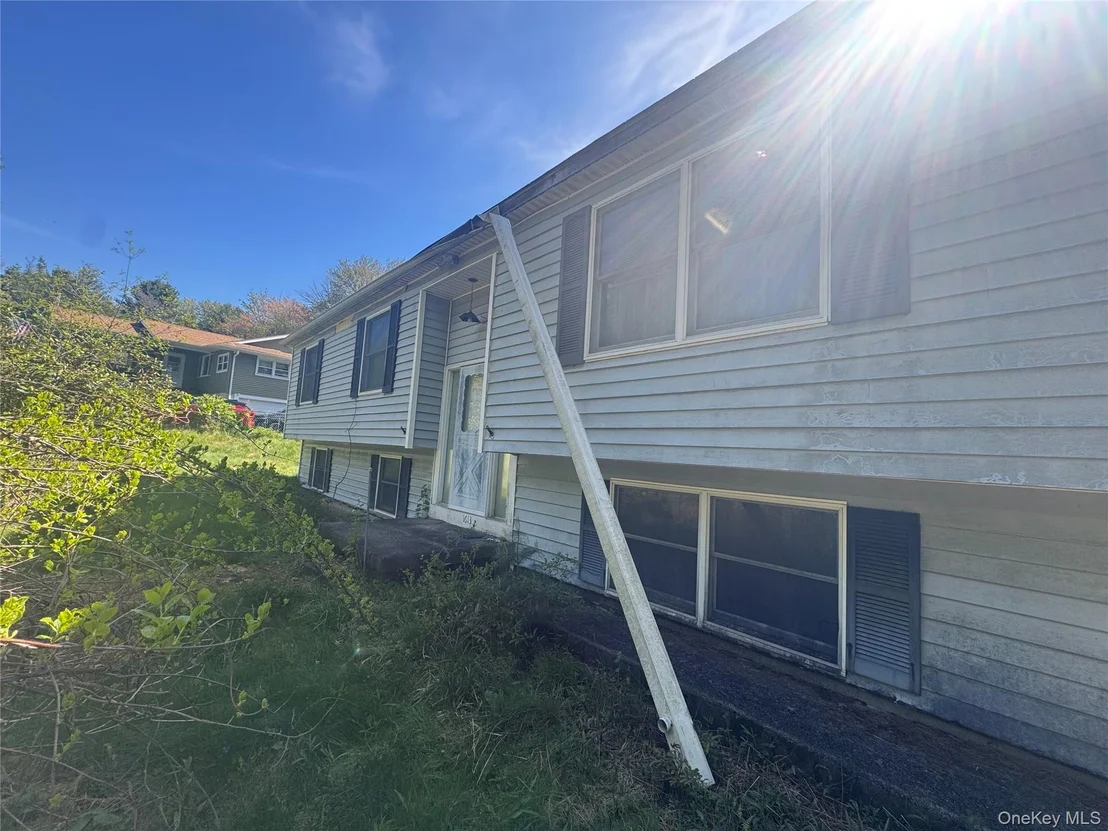 Photo of 1613 Forestburgh Road
