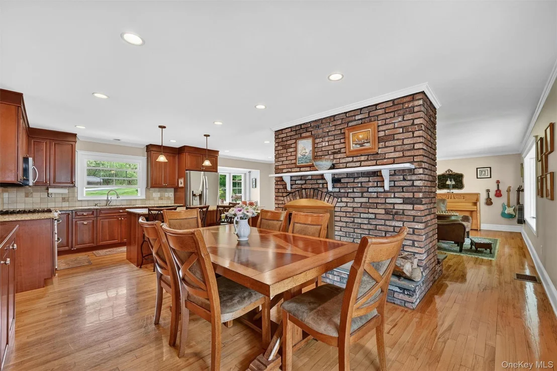 Photo of 8 Mountain Brook Road