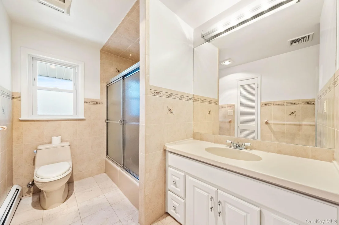 Photo of 32 Bramble Brook Road