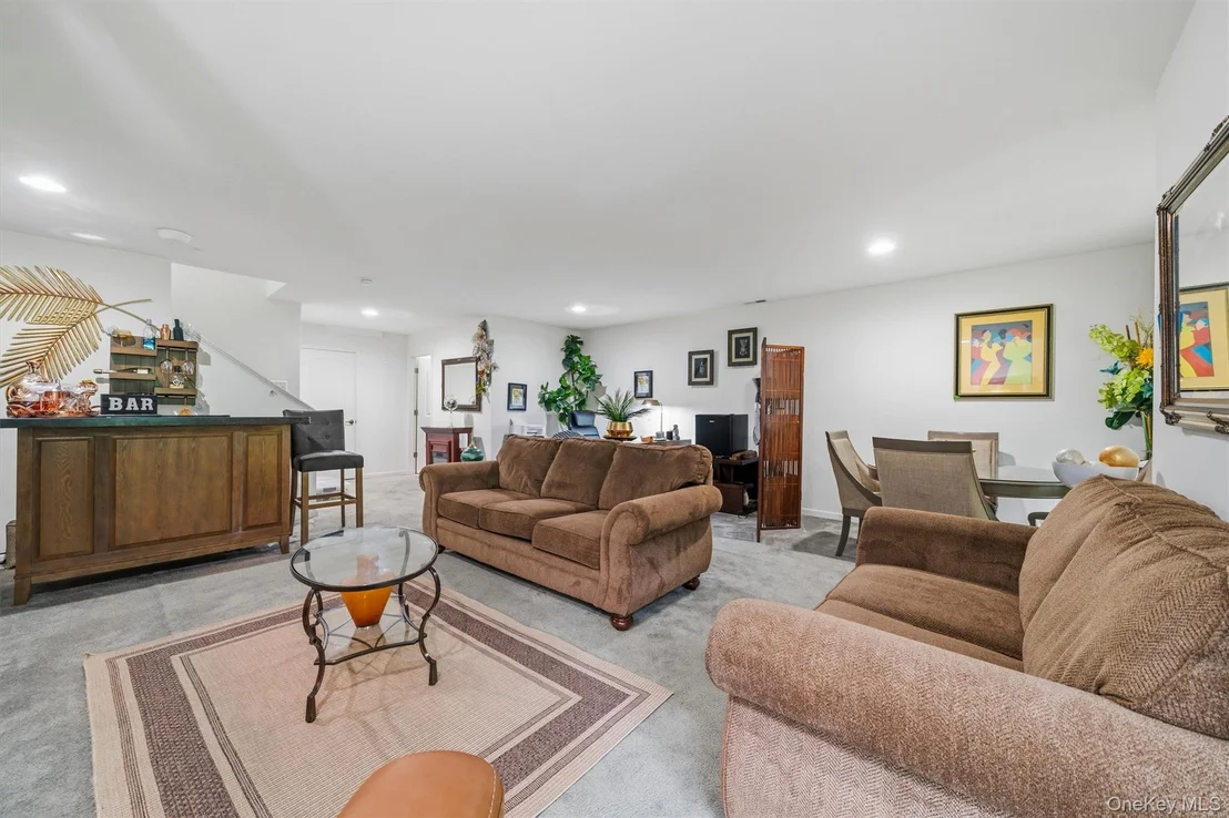 Photo of 93 Meadow View Drive