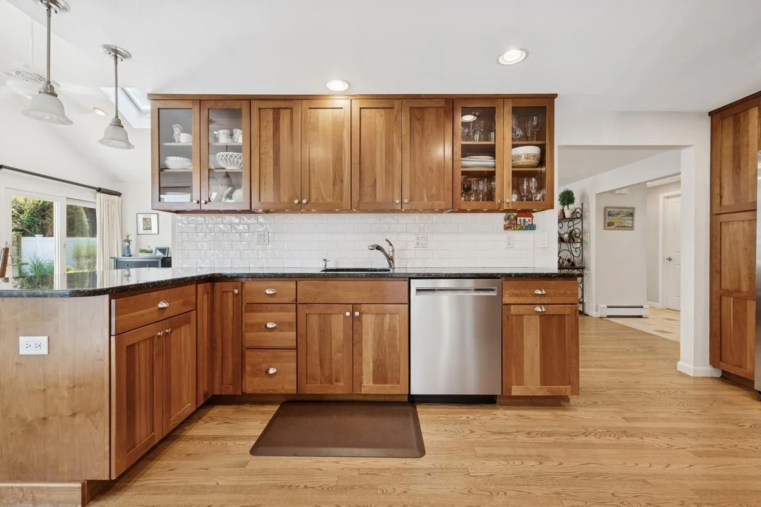 Photo of 2975 Susan Road