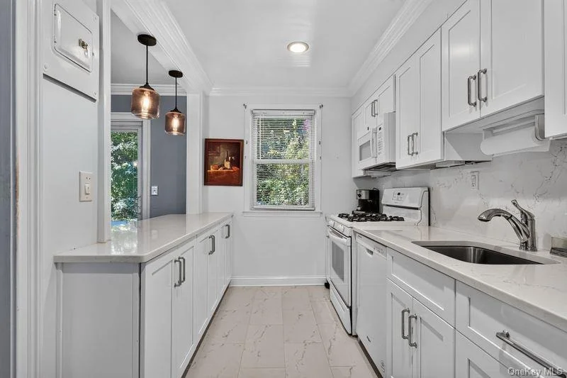 Photo of Unit A at 31 Avon Circle