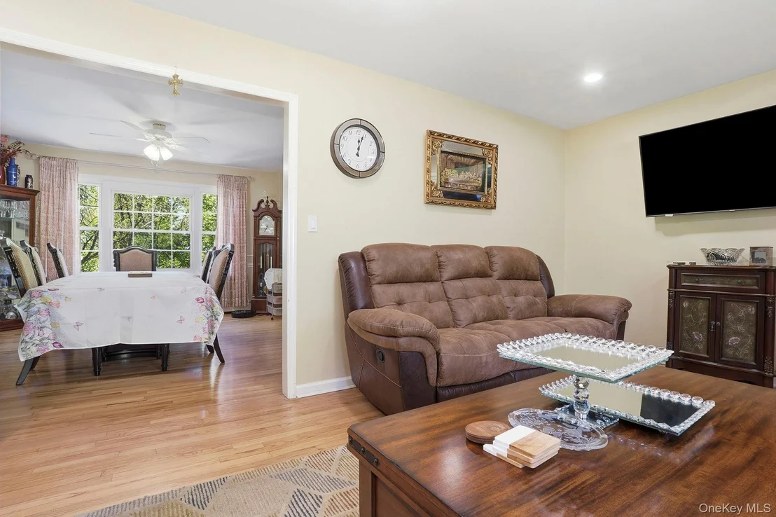 Photo of 29 Hillview Drive