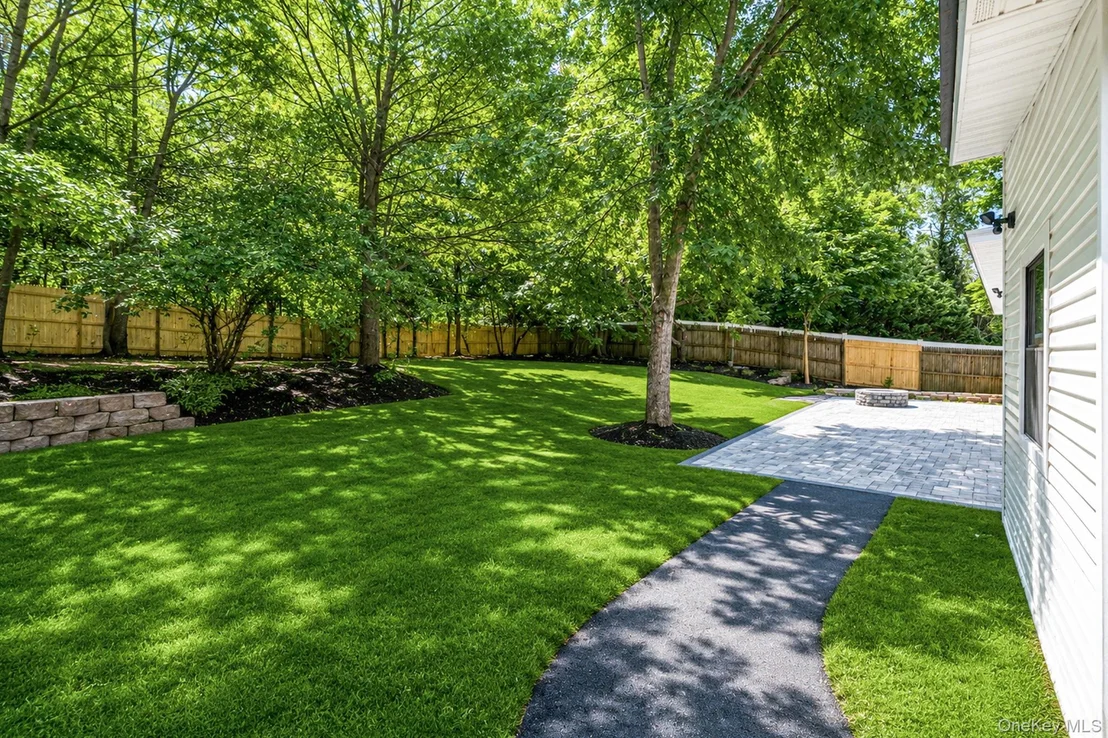 Photo of 30 Bradley Drive