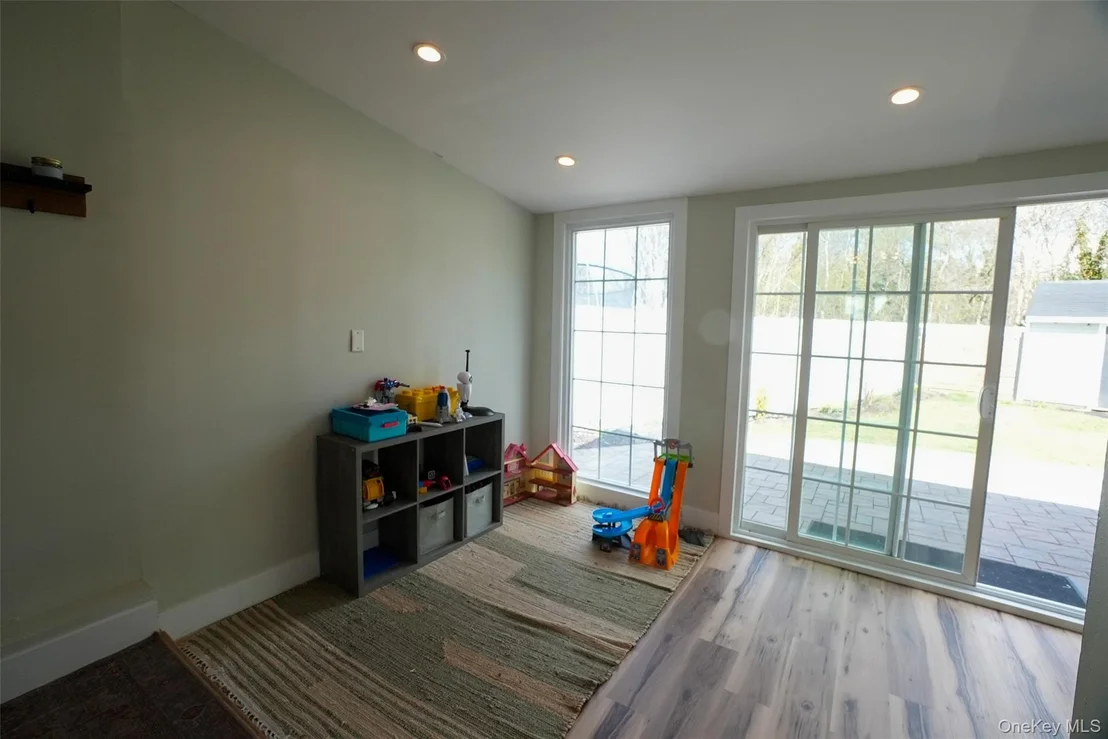 Photo of 1026 Howells Road