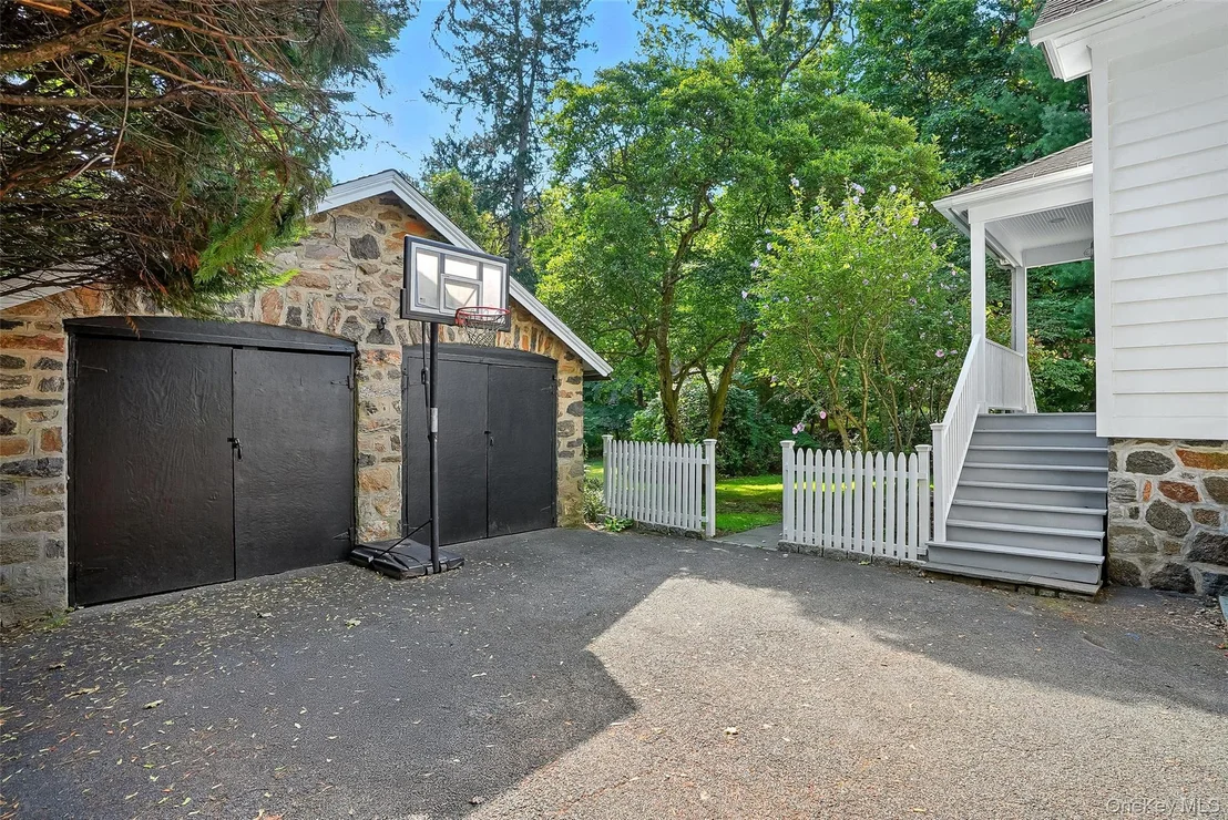Photo of 14 Mendota Avenue