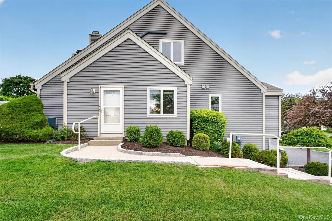 Photo of 115 Fields Lane