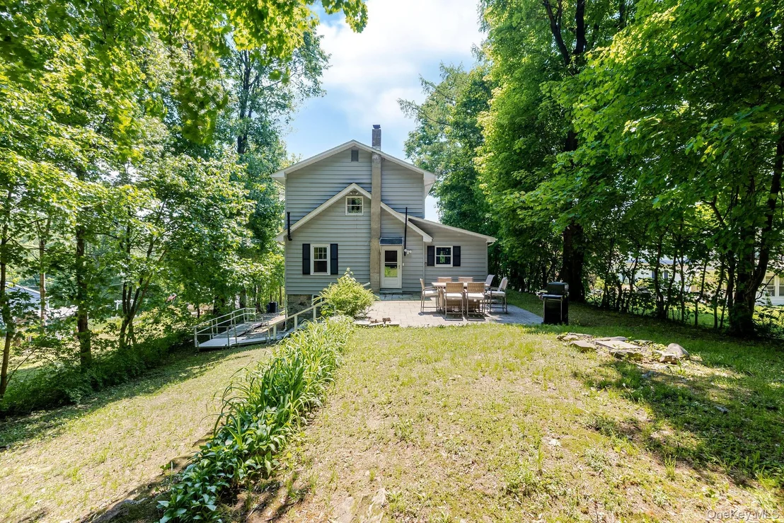 Photo of 12 Bradhurst Road