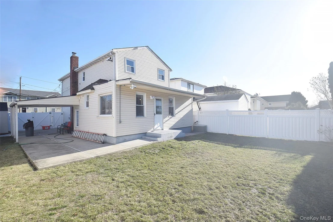 Photo of 76 Hoffman Avenue