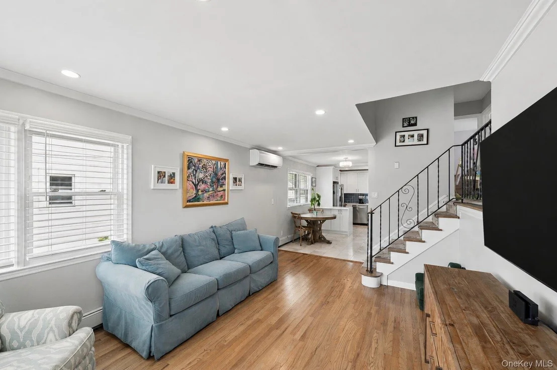 Photo of 83 Scarcliffe Drive