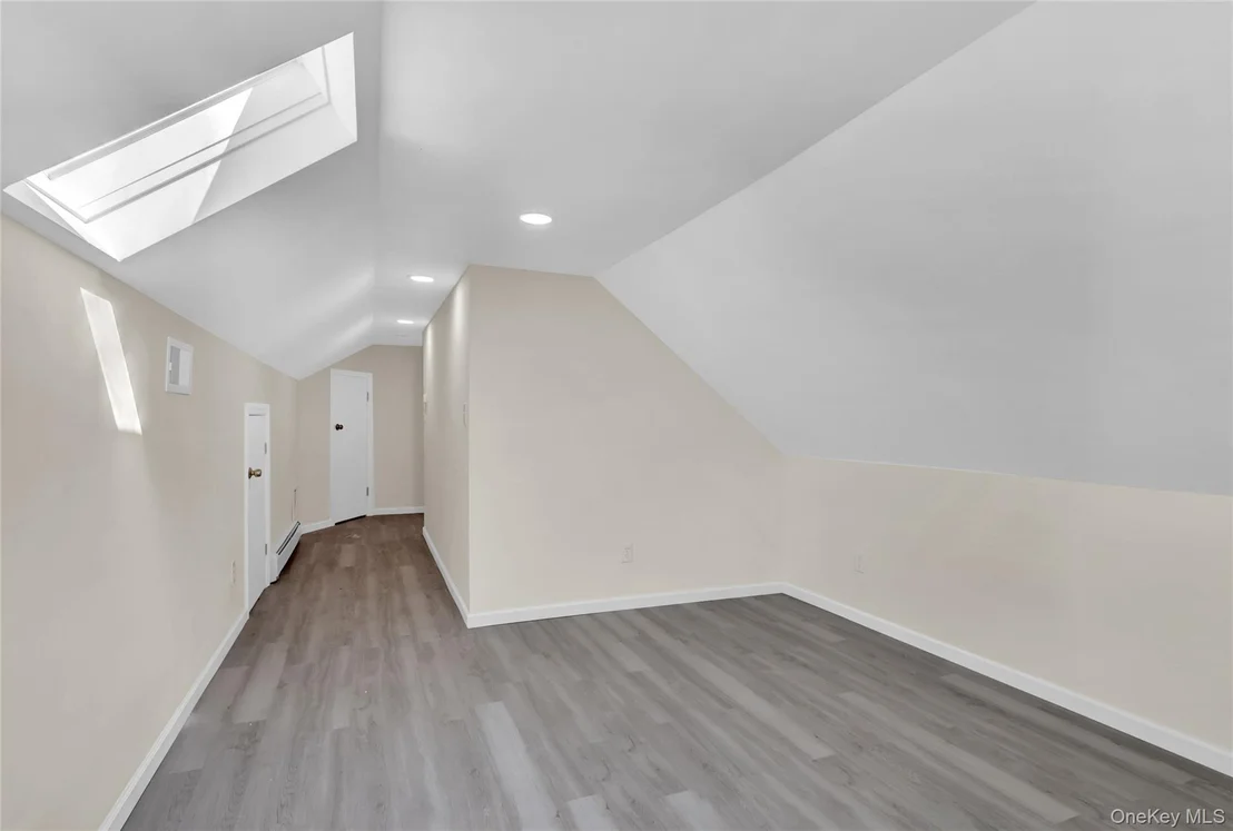 Photo of 339 Barton Avenue