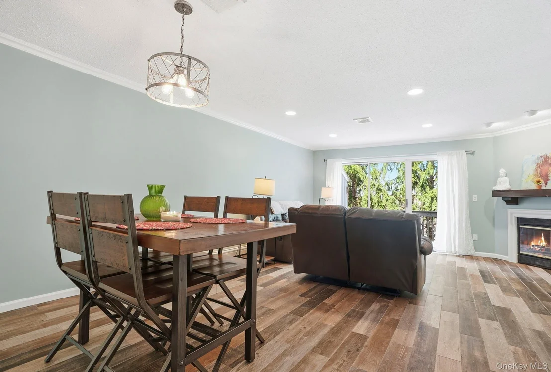 Photo of 85 Hemlock Circle