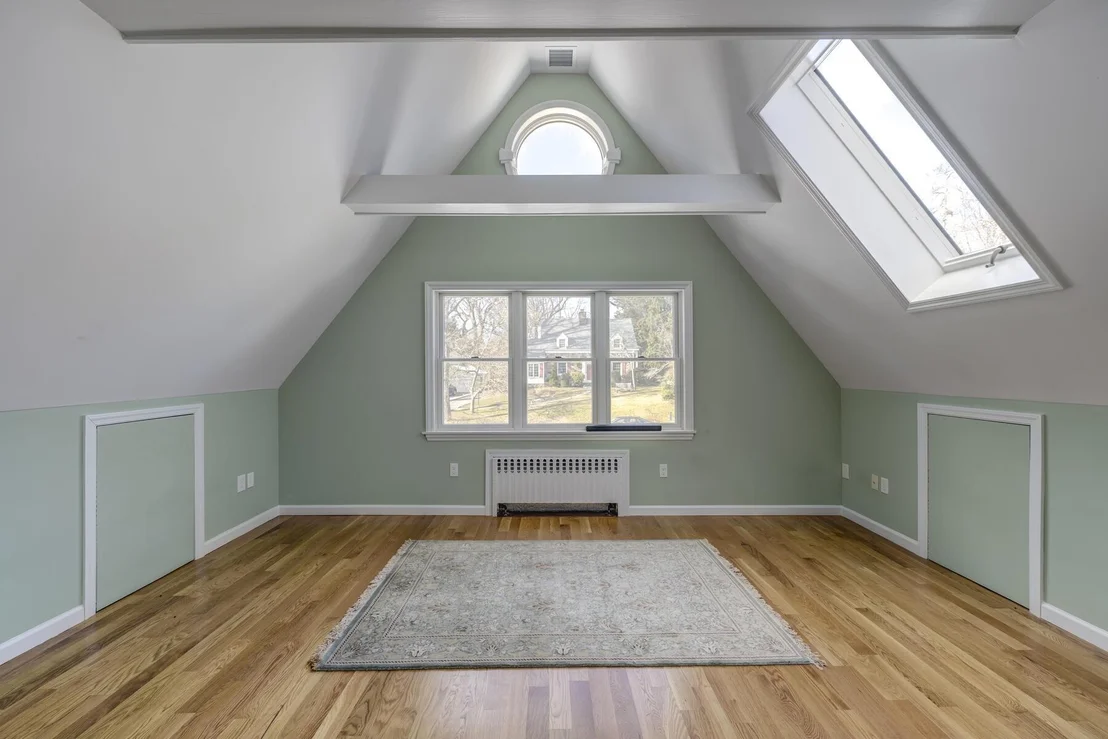 Photo of 87 Summit Road