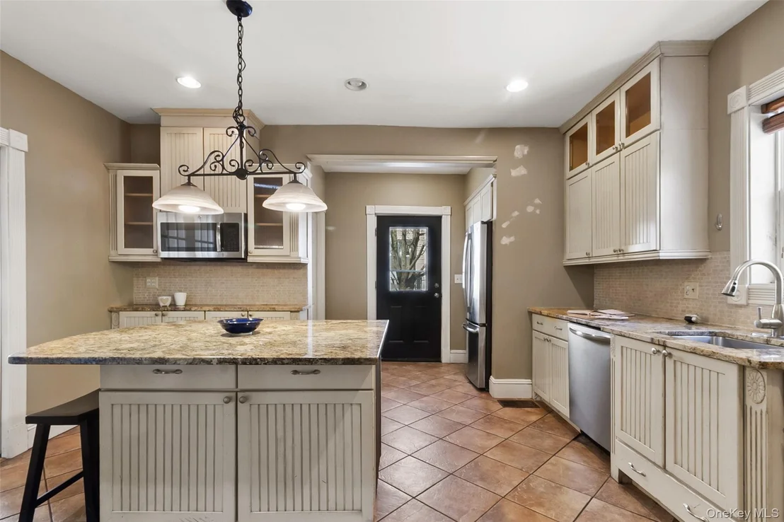 Photo of 13 Lenox Place