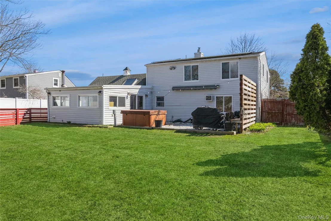 Photo of 84 Corbin Avenue