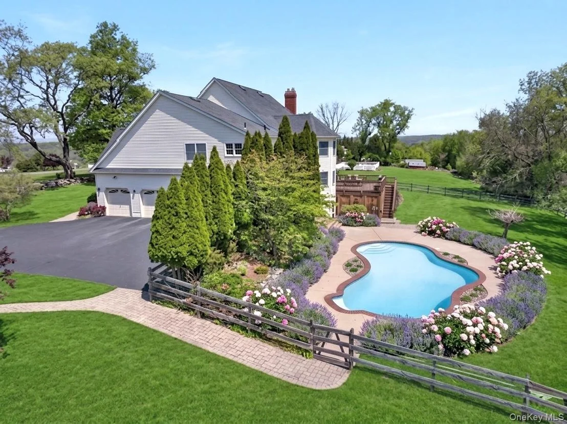 Photo of 18 Almond Tree Lane