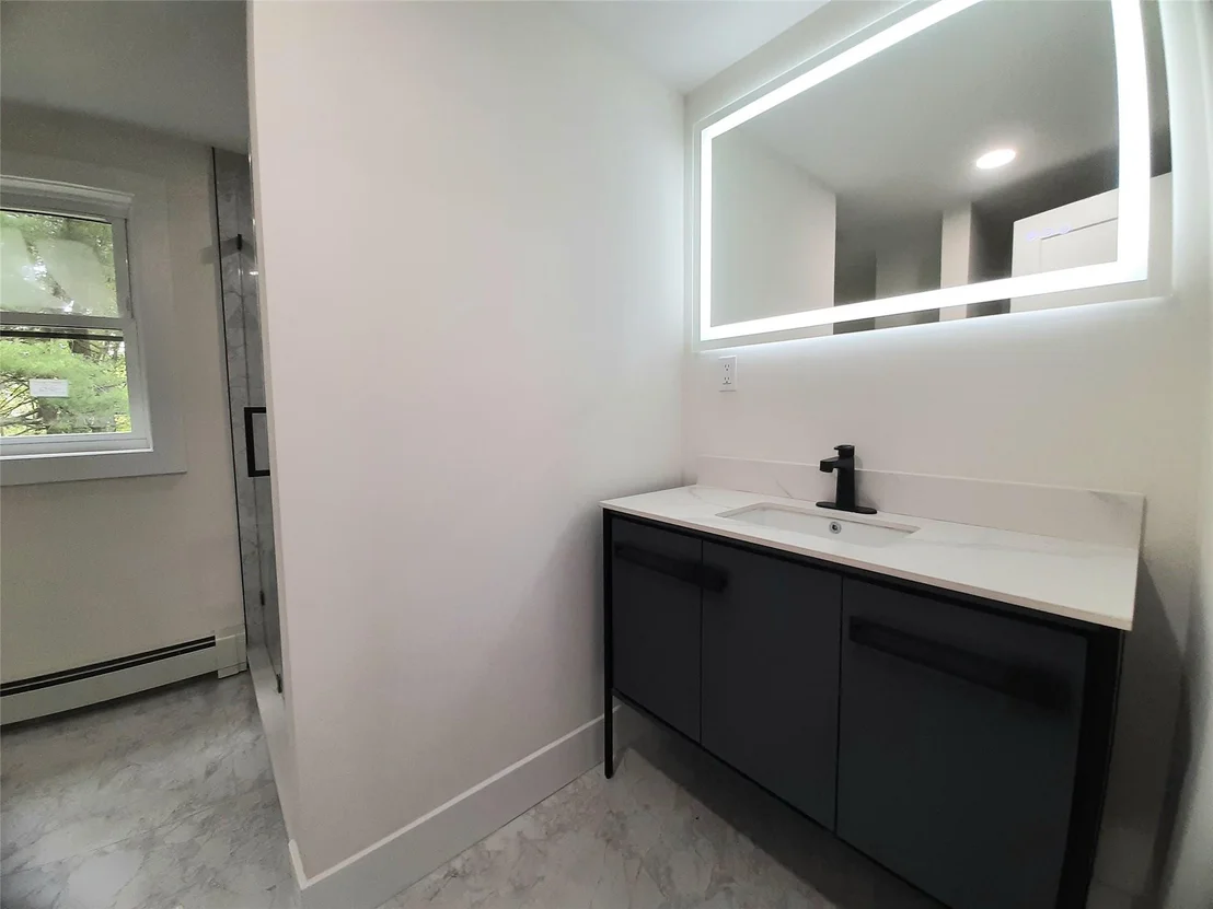 Photo of 495 Stanton Terrace