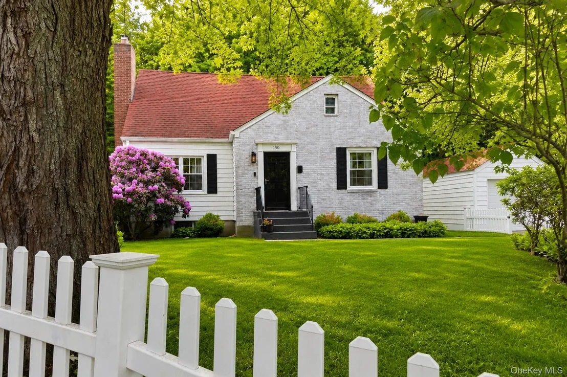 Photo of 150 Parkview Place