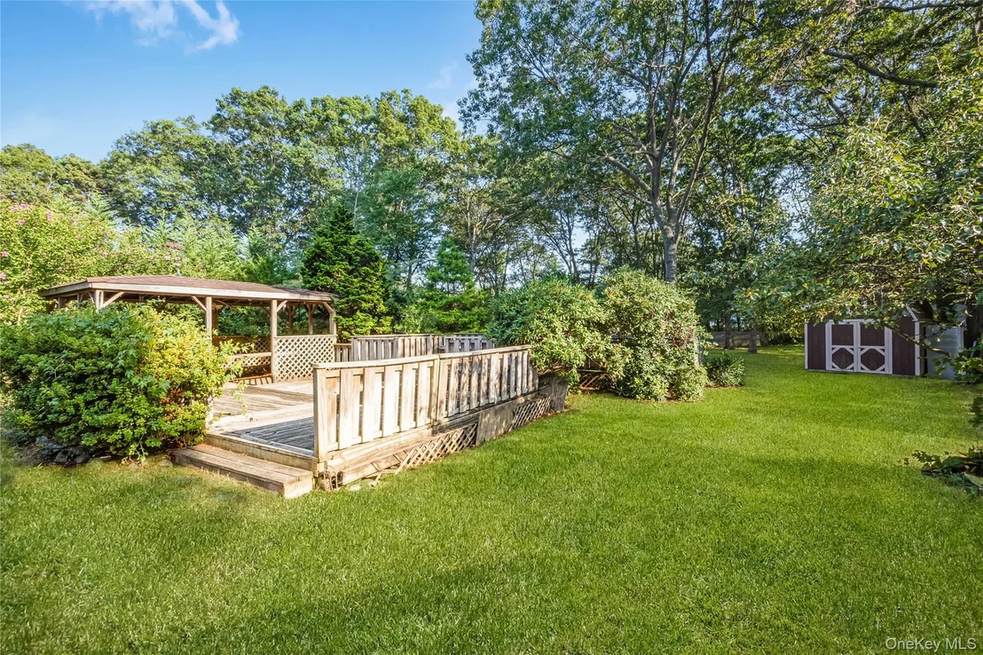 Photo of 1340 Spur Drive S