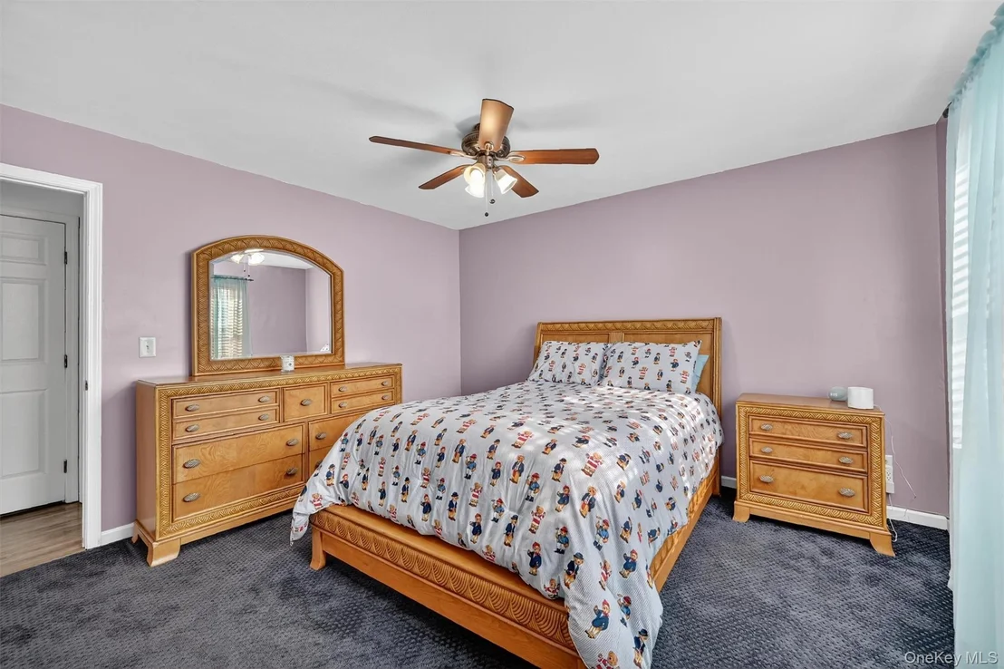Photo of 1 Windsor Square Drive