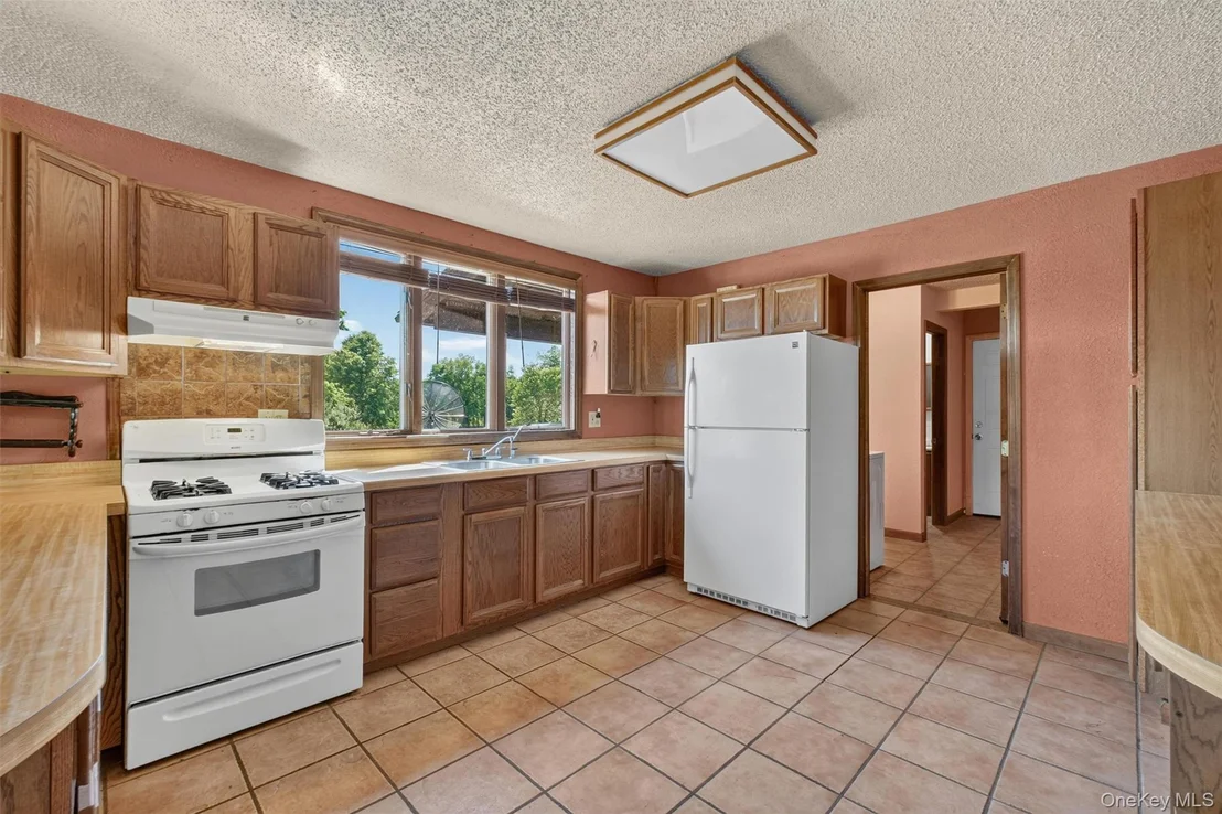 Photo of 25 Red Mills Road