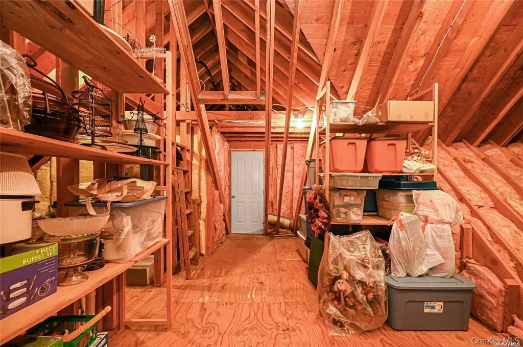 Photo of 828 Pondview Road