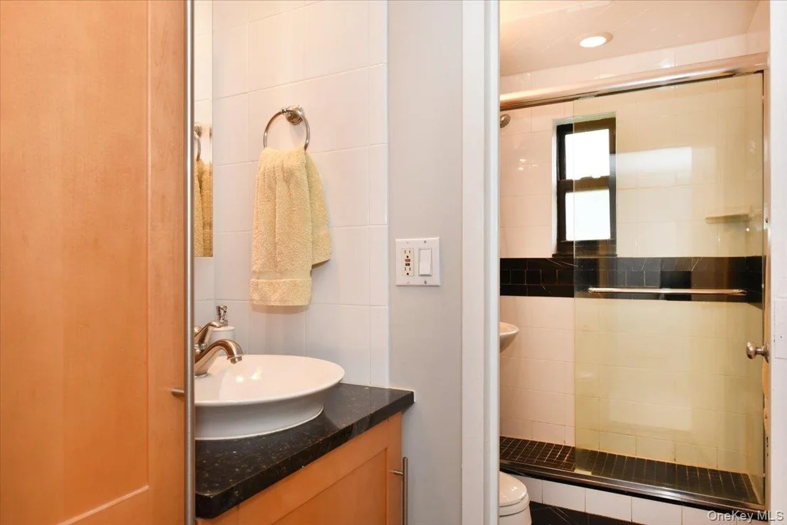 Photo of Unit 3F at 1 TERRACE Circle
