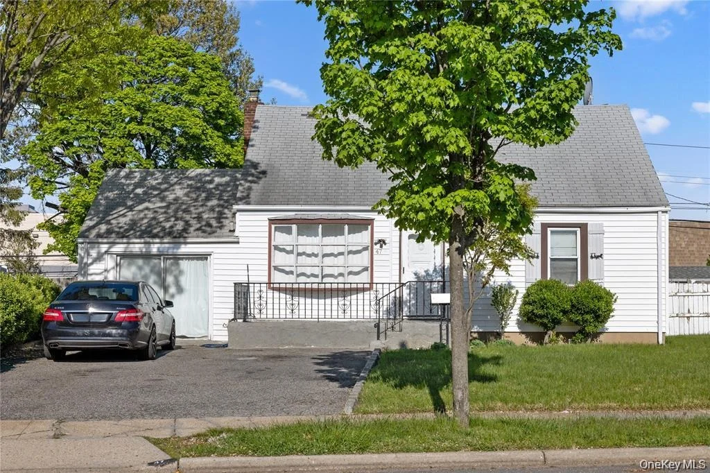 Photo of 47 Cardinal Road