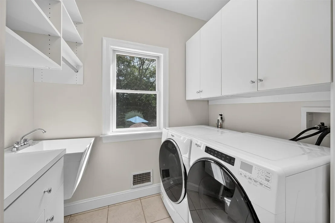 Photo of 25 Bedell Road