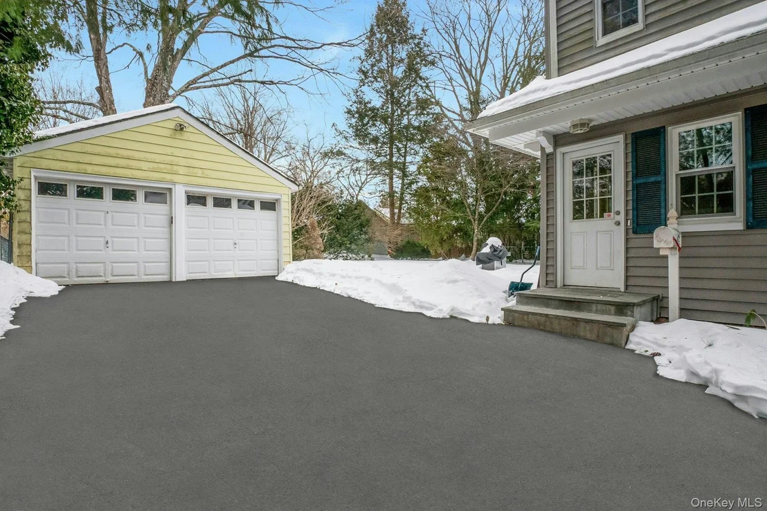 Photo of 25 Maple Road