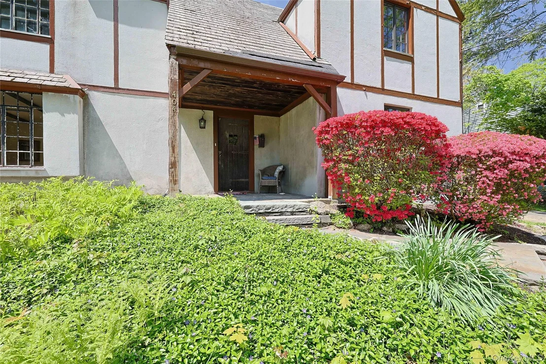 Photo of 404 Downing Way