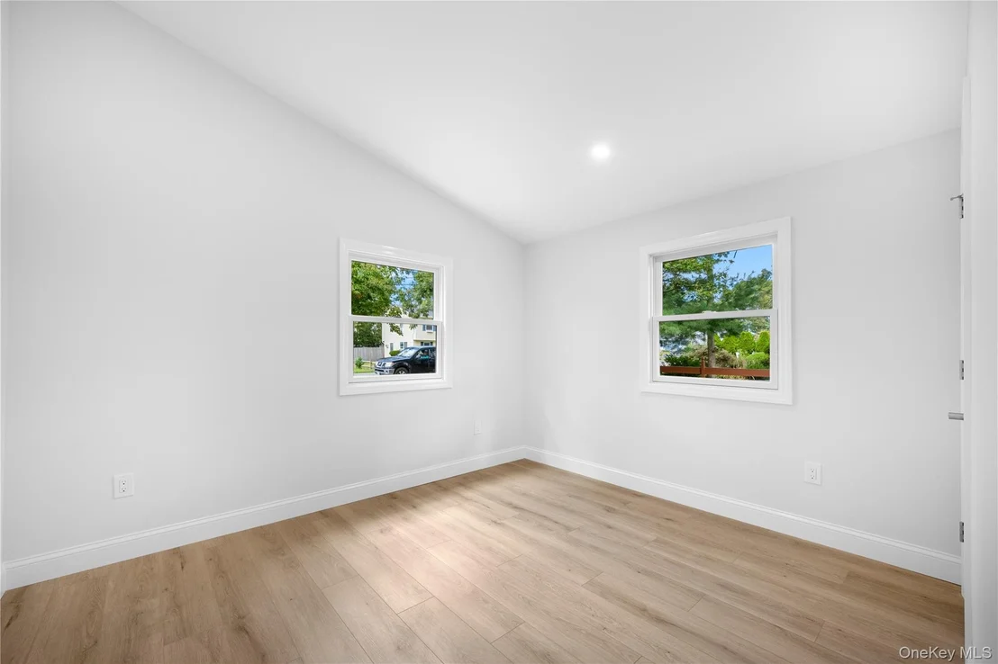 Photo of 87 Cranford Boulevard