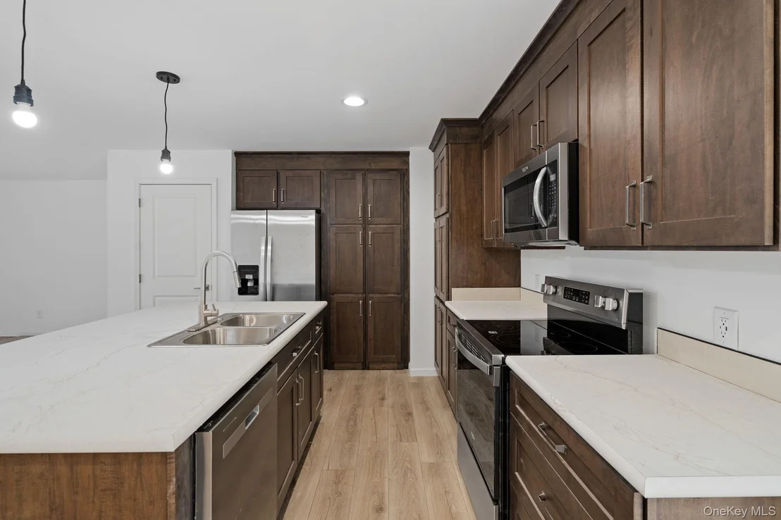 Photo of 43 Pinehurst Drive E