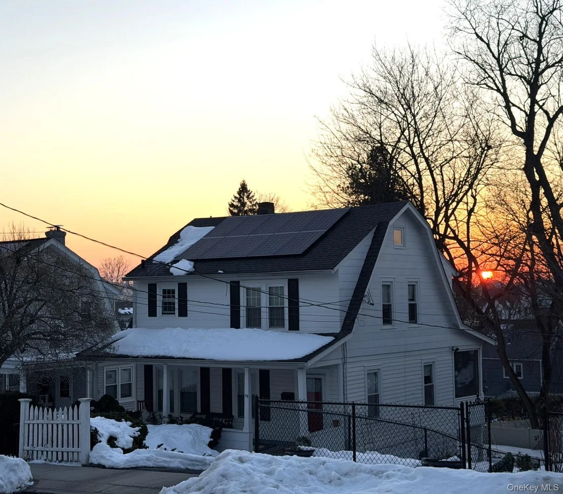 Photo of 19 Forest Avenue