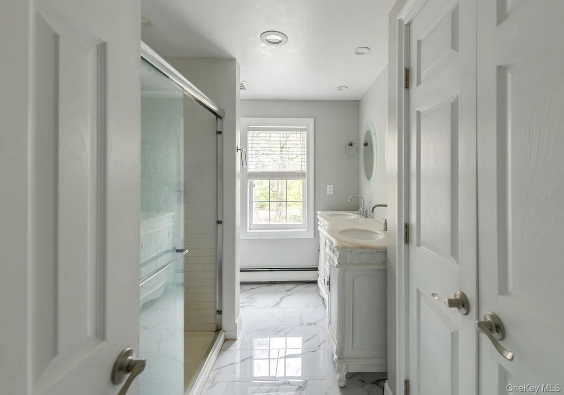 Photo of 164 Bloomer Road