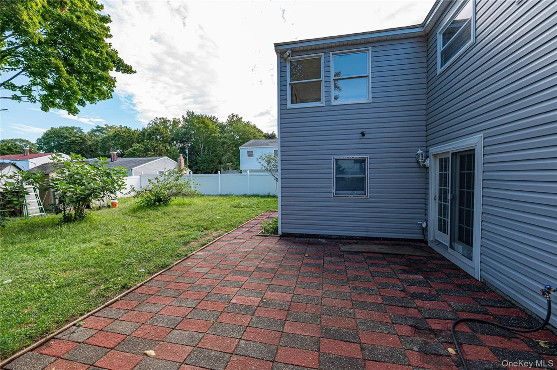 Photo of 5 Durst Drive
